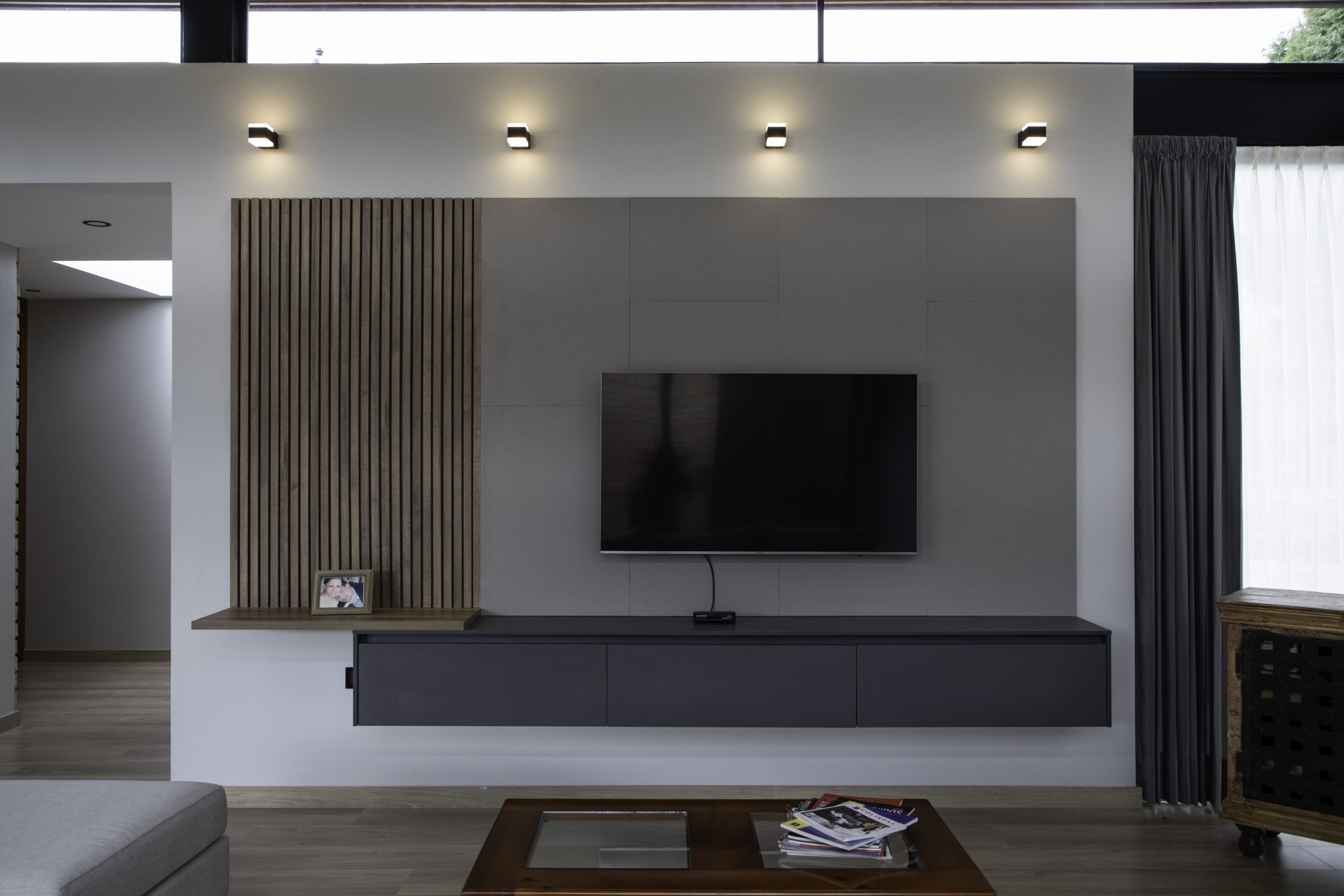 Salas de Cine y Muebles TV